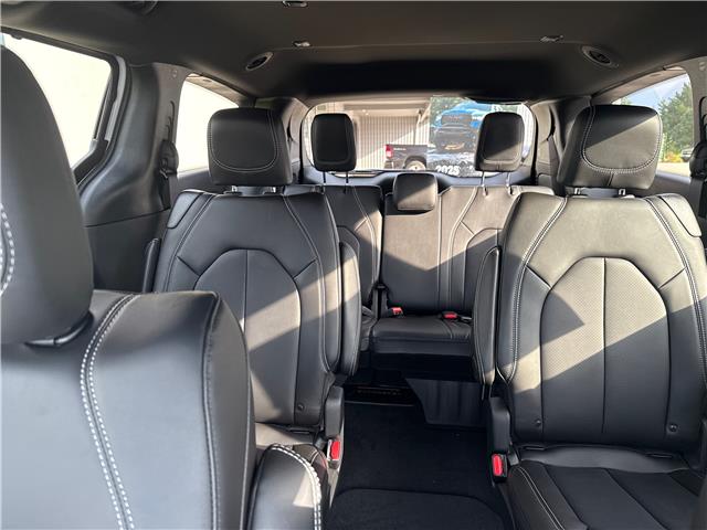 2026 Chrysler Pacifica Select (Stk: 26000) in Meaford - Image 13 of 13