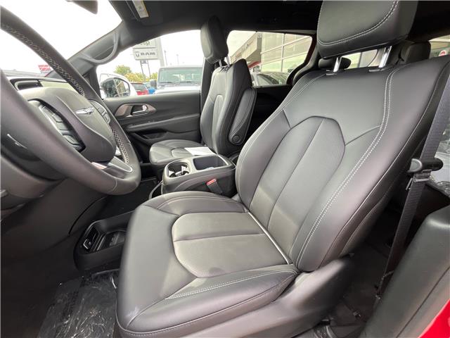 2026 Chrysler Grand Caravan SXT (Stk: 26-101) in Sarnia - Image 7 of 19