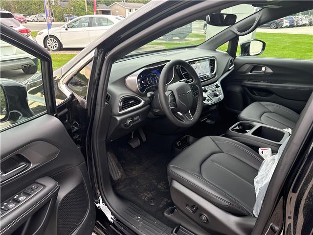 2025 Chrysler Grand Caravan SXT (Stk: 25033) in Meaford - Image 9 of 12