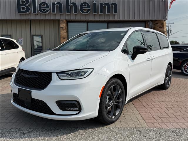 2026 Chrysler Pacifica Select (Stk: 6T04) in Blenheim - Image 1 of 11