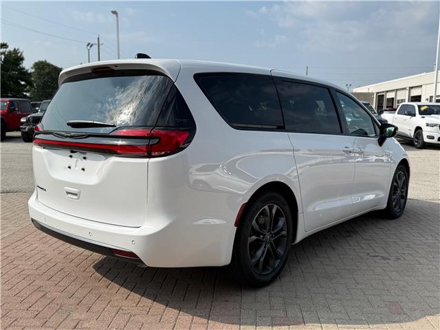 2026 Chrysler Pacifica Select (Stk: 6T04) in Blenheim - Image 4 of 11