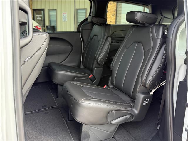 2026 Chrysler Pacifica Select (Stk: 6T04) in Blenheim - Image 6 of 11