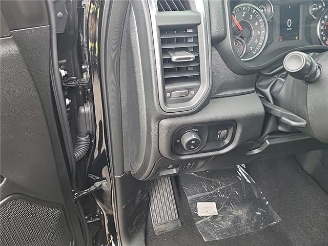 2025 RAM 1500 Big Horn (Stk: 25001A) in New Hamburg - Image 13 of 16