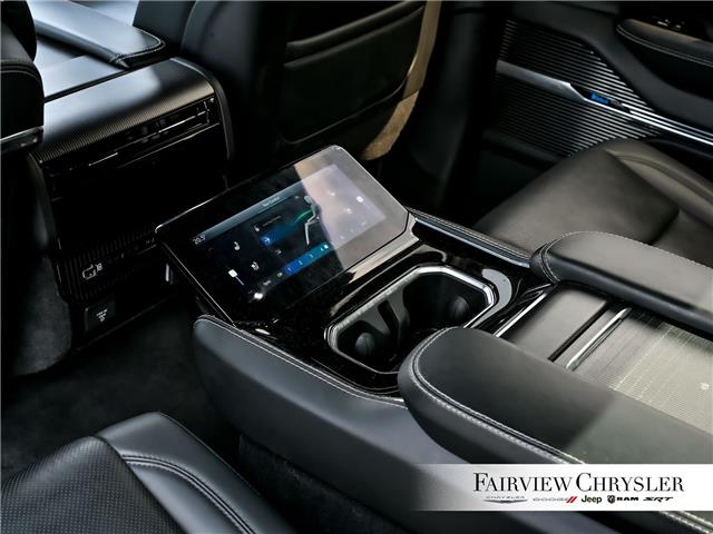 2022 Jeep Grand Wagoneer Series II (Stk: U21284) in Burlington - Image 21 of 38