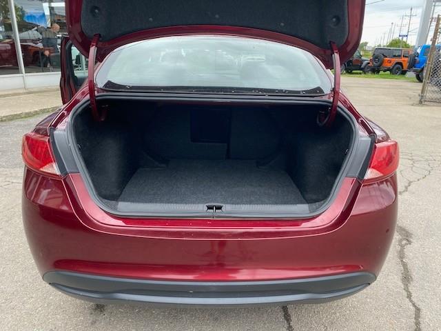 2016 Chrysler 200 LX (Stk: 7428A) in Fort Erie - Image 3 of 9