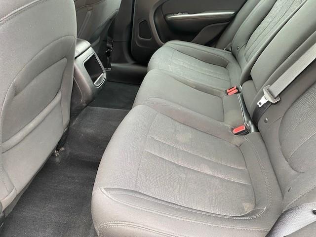 2016 Chrysler 200 LX (Stk: 7428A) in Fort Erie - Image 6 of 9