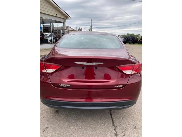 2016 Chrysler 200 LX (Stk: 7428A) in Fort Erie - Image 2 of 9