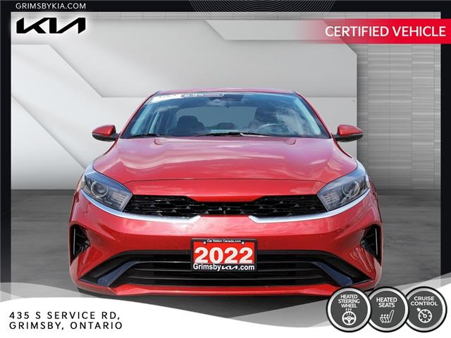 2022 Kia Forte EX | HEATED STEERING | HEATED SEATS | GREAT KM (Stk: U3140) in Grimsby - Image 2 of 17