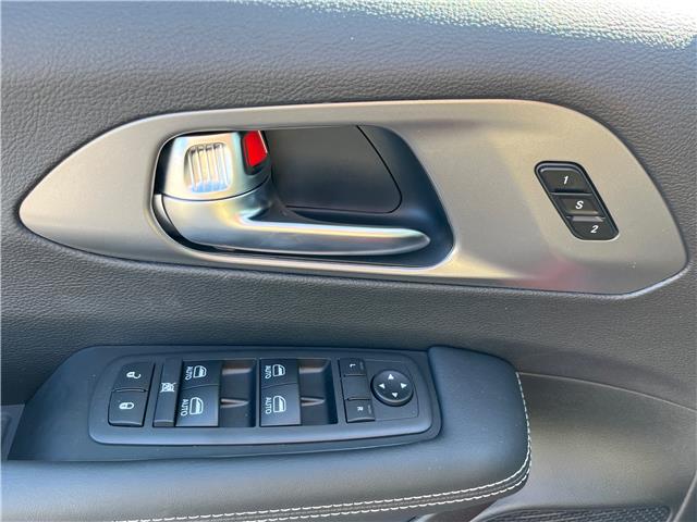 2026 Chrysler Pacifica Select (Stk: 26-116) in Sarnia - Image 9 of 23