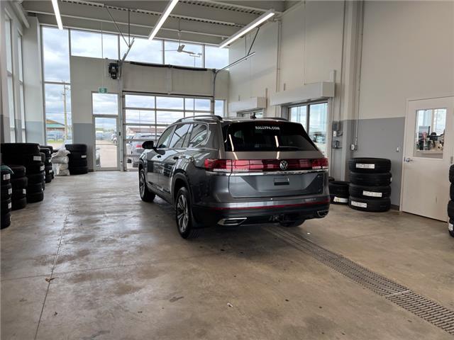2024 Volkswagen Atlas 2.0 TSI Comfortline (Stk: 25119A) in Prince Albert - Image 10 of 13