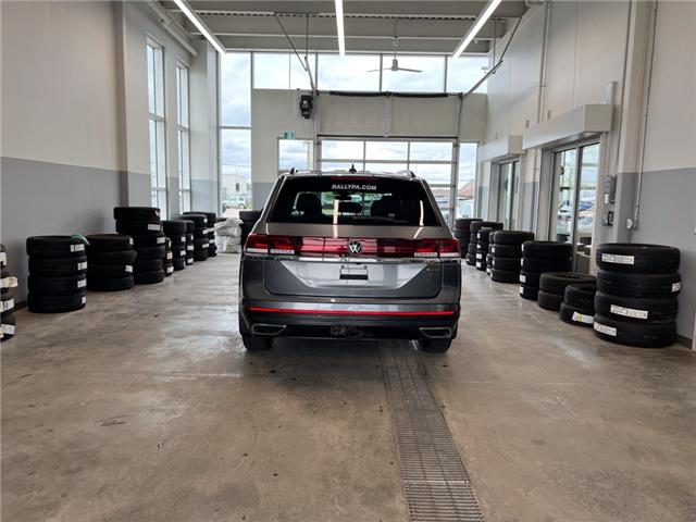 2024 Volkswagen Atlas 2.0 TSI Comfortline (Stk: 25119A) in Prince Albert - Image 12 of 13