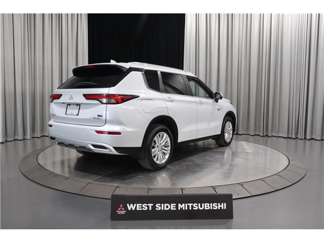 2024 Mitsubishi Outlander Plug-In Hybrid LE (Stk: P25219A) in Edmonton - Image 5 of 27