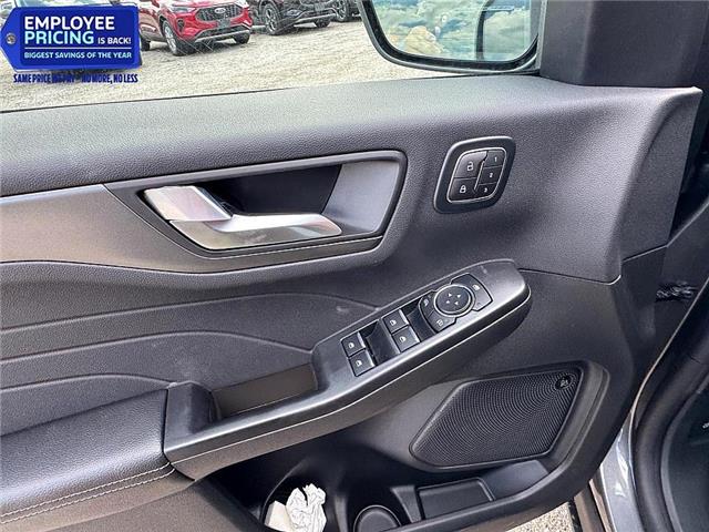 2025 Ford Escape Active (Stk: ES49219) in Windsor - Image 16 of 28