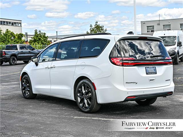 2024 Chrysler Pacifica Limited (Stk: U21278) in Burlington - Image 4 of 35