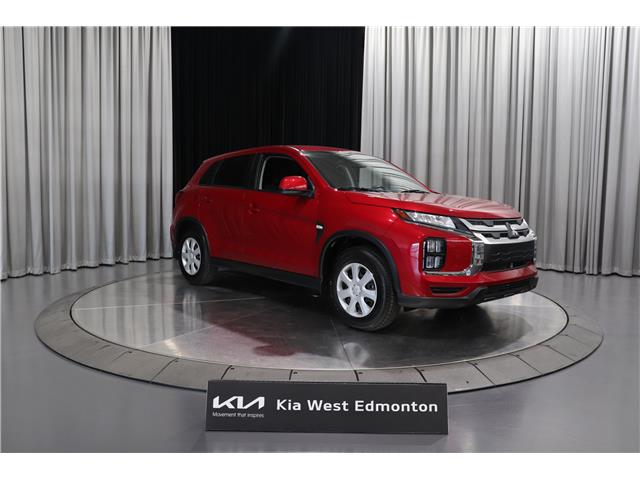 2025 Mitsubishi RVR ES (Stk: 26315A) in Edmonton - Image 1 of 17