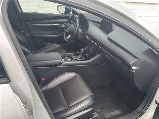 2024 Mazda Mazda3 GT w/Turbo (Stk: 251165) in Kingston - Image 7 of 15