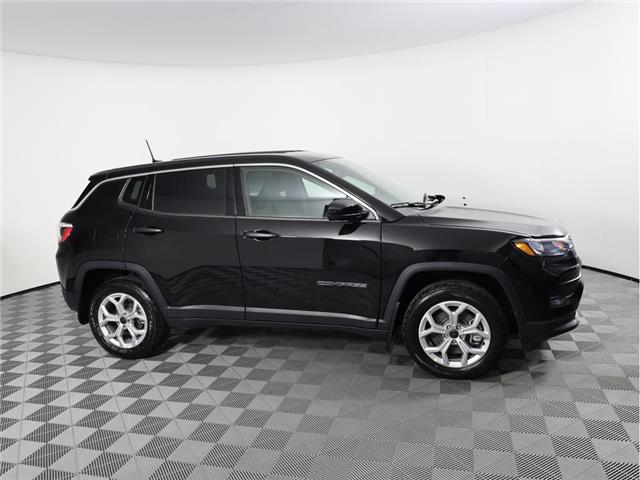 2025 Jeep Compass Sport (Stk: 25J201) in Calgary - Image 5 of 17 2025 Jeep Compass Sport (Stk: 25J201) in Calgary - Image 5 of 17