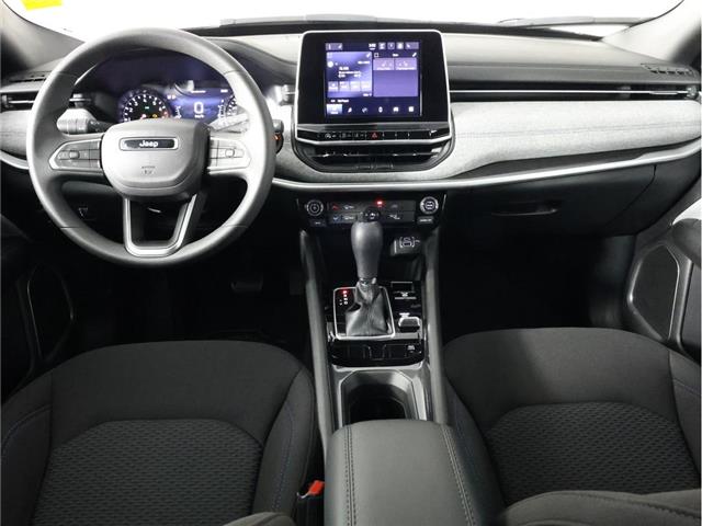 2025 Jeep Compass Sport (Stk: 25J201) in Calgary - Image 10 of 17 2025 Jeep Compass Sport (Stk: 25J201) in Calgary - Image 10 of 17