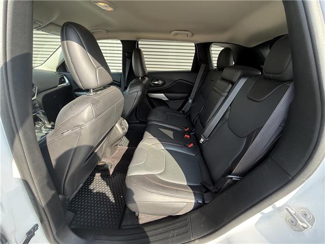 2018 Jeep Cherokee Trailhawk (Stk: 25334B) in London - Image 10 of 23