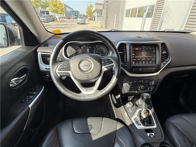 2018 Jeep Cherokee Trailhawk (Stk: 25334B) in London - Image 18 of 23