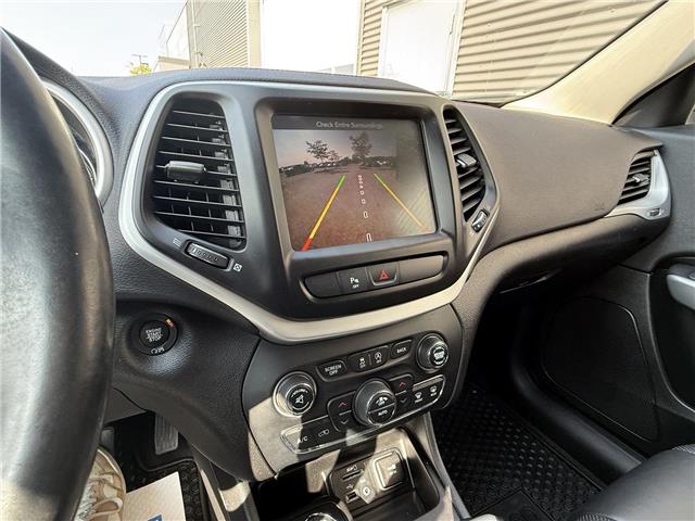 2018 Jeep Cherokee Trailhawk (Stk: 25334B) in London - Image 20 of 23