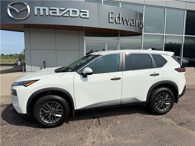 2021 Nissan Rogue S (Stk: 24517) in Pembroke - Image 2 of 23 2021 Nissan Rogue S (Stk: 24517) in Pembroke - Image 2 of 23