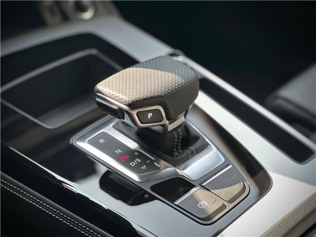 2025 Audi Q5 45 Technik (Stk: 388U) in Toronto - Image 18 of 25 2025 Audi Q5 45 Technik (Stk: 388U) in Toronto - Image 18 of 25