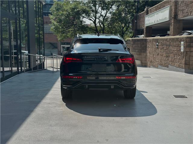 2025 Audi Q5 45 Technik (Stk: 388U) in Toronto - Image 9 of 25 2025 Audi Q5 45 Technik (Stk: 388U) in Toronto - Image 9 of 25