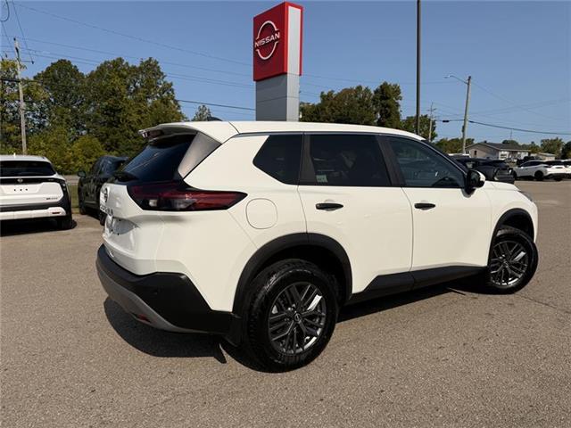 2023 Nissan Rogue S (Stk: 25-270A) in Smiths Falls - Image 5 of 14