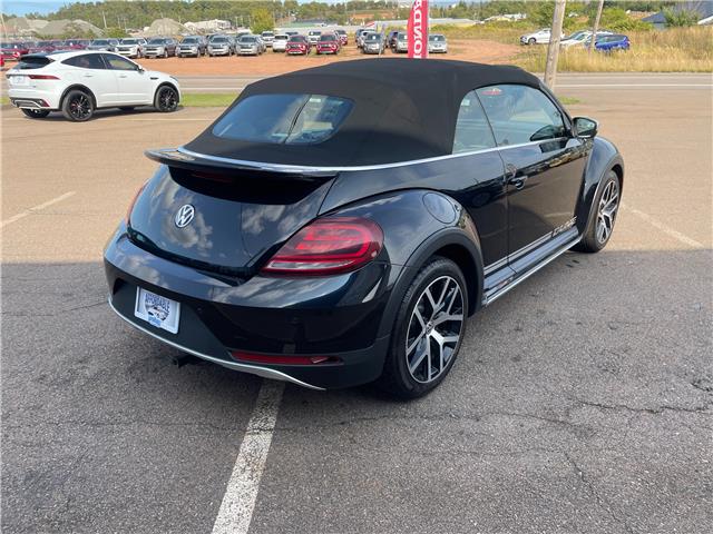 2017 Volkswagen Beetle 1.8 TSI Dune in Charlottetown - Image 7 of 17