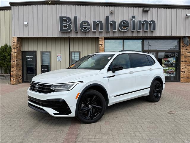 2024 Volkswagen Tiguan Comfortline R-Line Black Edition (Stk: 5B008A) in Blenheim - Image 1 of 12