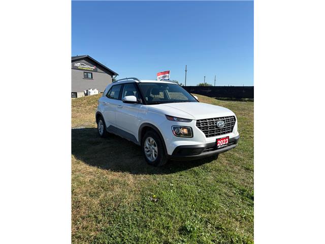 2023 Hyundai Venue Preferred w/Two-Tone (Stk: 1600) in Ottawa - Image 2 of 8