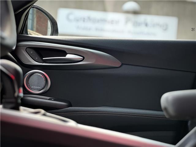 2025 Alfa Romeo Tonale PHEV Base (Stk: 621AR) in Toronto - Image 18 of 28