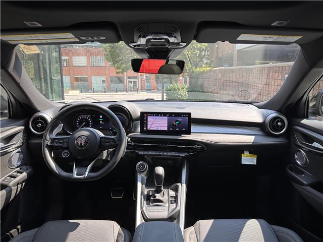 2025 Alfa Romeo Tonale PHEV Base (Stk: 621AR) in Toronto - Image 24 of 28