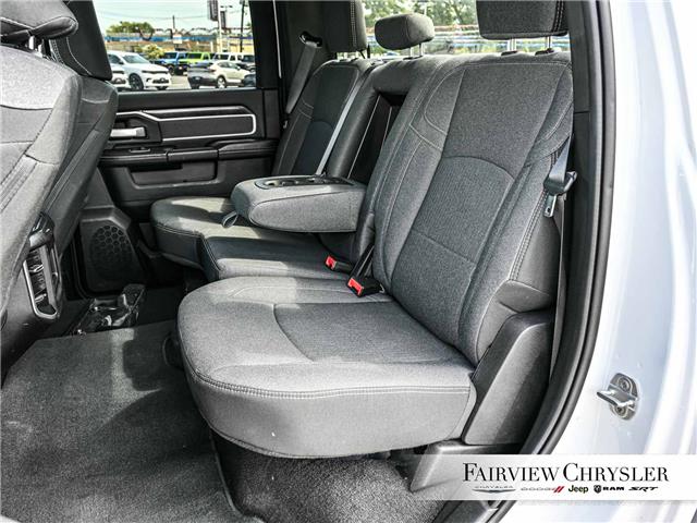 2023 RAM 3500 Big Horn (Stk: U21280) in Burlington - Image 19 of 32