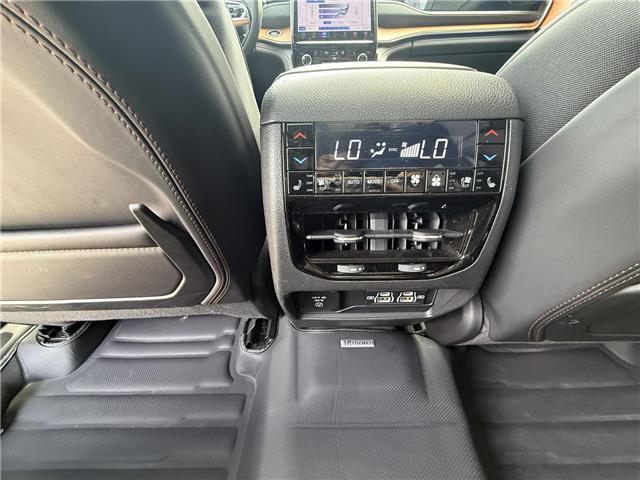 2024 Jeep Grand Cherokee L Summit (Stk: 25505A) in London - Image 9 of 15