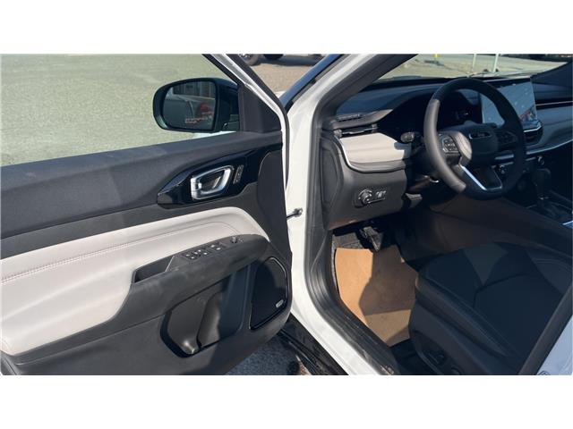 2025 Jeep Compass Limited (Stk: TS139) in Kamloops - Image 11 of 28