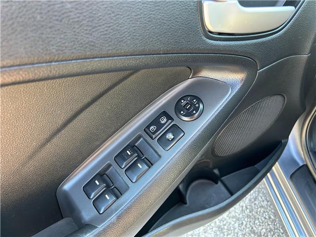 2018 Kia Forte LX+ (Stk: M5872) in Sarnia - Image 13 of 29