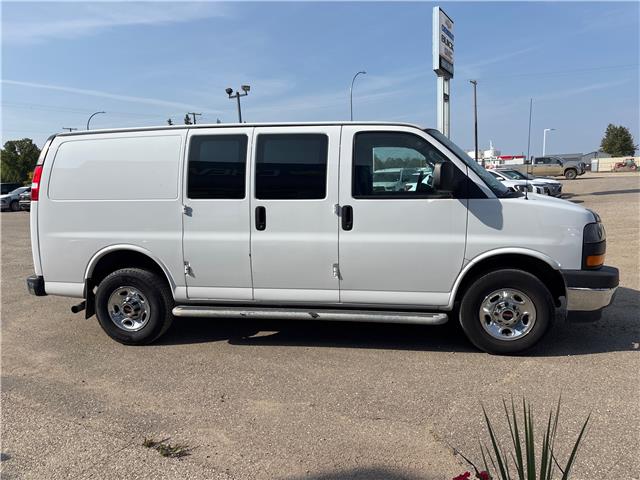 2022 GMC Savana 2500 Work Van (Stk: 25P054) in Wadena - Image 3 of 13