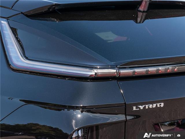 2025 Cadillac LYRIQ Sport (Stk: 171816) in London - Image 12 of 27