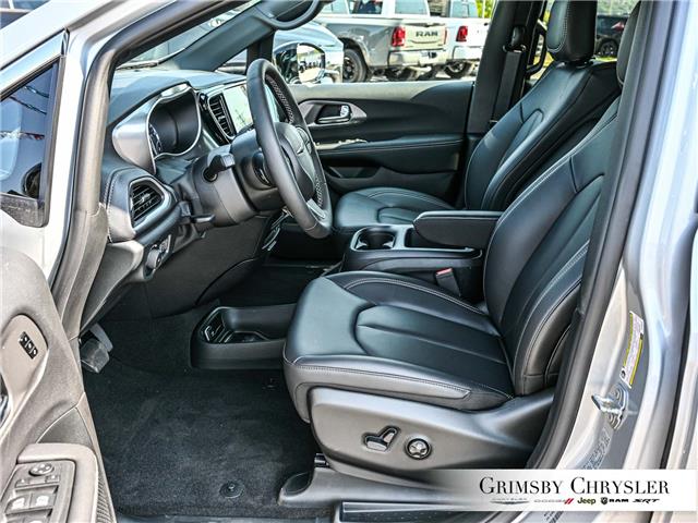 2026 Chrysler Pacifica Select (Stk: N26021) in Grimsby - Image 15 of 34