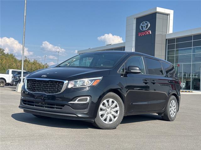 2019 Kia Sedona L (Stk: S212727L) in Cranbrook - Image 1 of 18