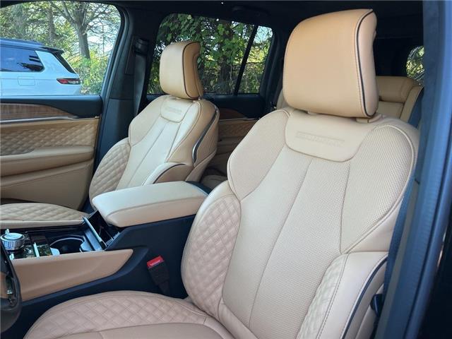 2025 Jeep Grand Cherokee Summit (Stk: 25-0146) in Toronto - Image 7 of 16