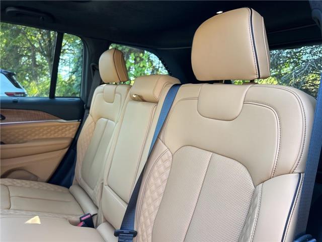 2025 Jeep Grand Cherokee Summit (Stk: 25-0146) in Toronto - Image 8 of 16