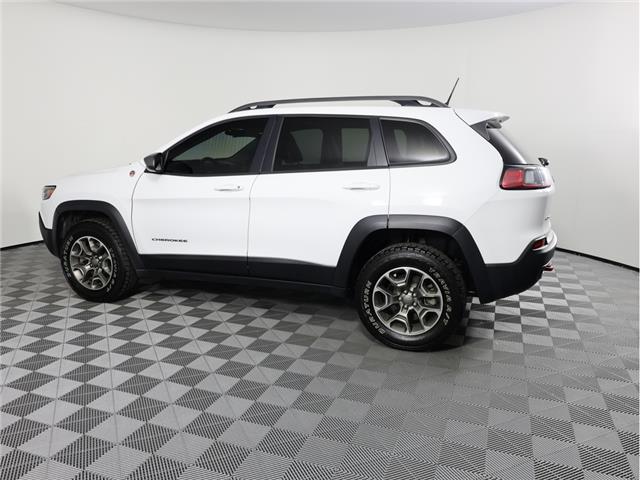 2020 Jeep Cherokee Trailhawk (Stk: A20075) in Calgary - Image 9 of 20