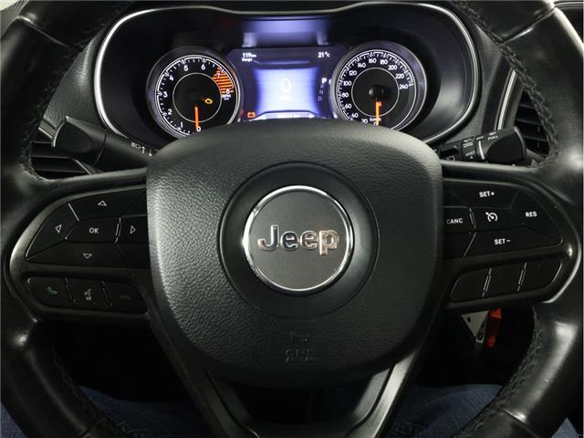 2020 Jeep Cherokee Trailhawk (Stk: A20075) in Calgary - Image 18 of 20