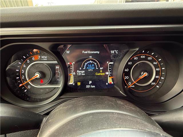 2025 Jeep Wrangler Sahara (Stk: 25458D) in London - Image 8 of 17