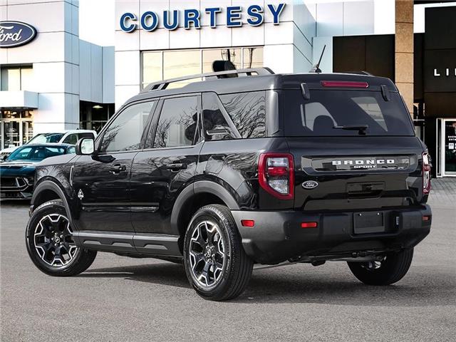 2025 Ford Bronco Sport Outer Banks (Stk: 25BR9943) in London - Image 4 of 8