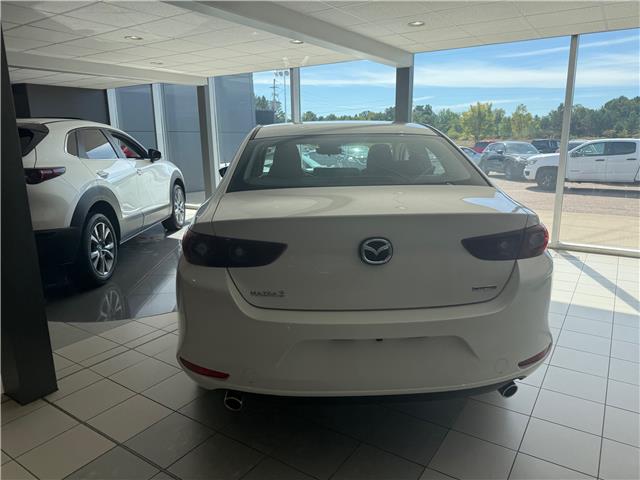 2025 Mazda Mazda3 GS (Stk: 225-181) in Pembroke - Image 4 of 6