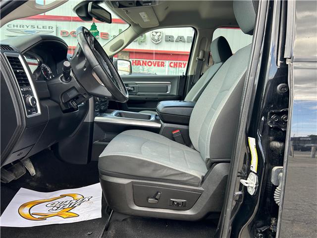 2022 RAM 1500 Classic SLT (Stk: U3860) in Hanover - Image 11 of 19